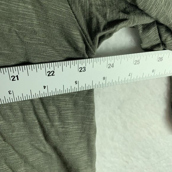 Matty M Blouse Womens Small Olive‎ Green V-Neck Short Sleeve Pullover Top S6532 - Picture 3 of 7